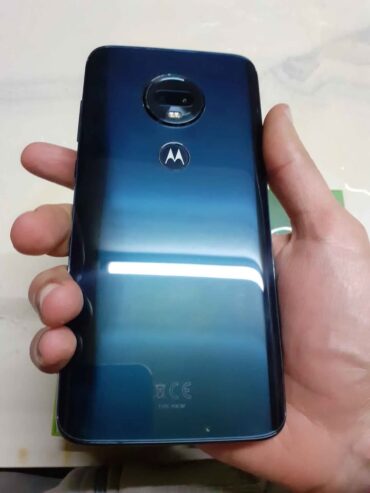 Motorola G7 Plus NFC Libre de fabrica con accesorios