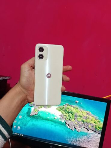 Motorola E13 libre