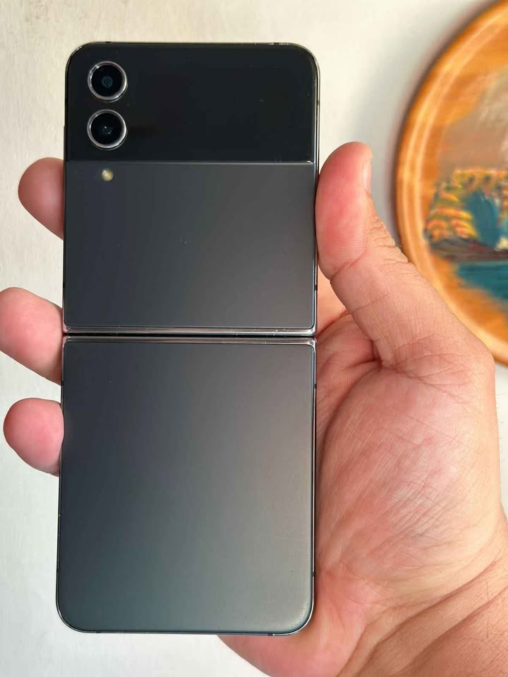 Vendo Samsung z filp 4 libre 128gb 8ram