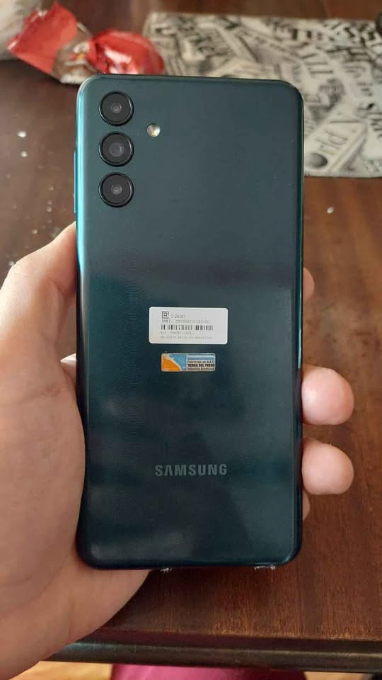 SAMSUNG A04S 128GB 4RAM LIBRE DE FABRICA EN BUEN ESTADO