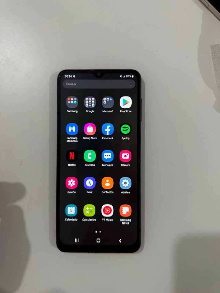 Samsung a12 impecable