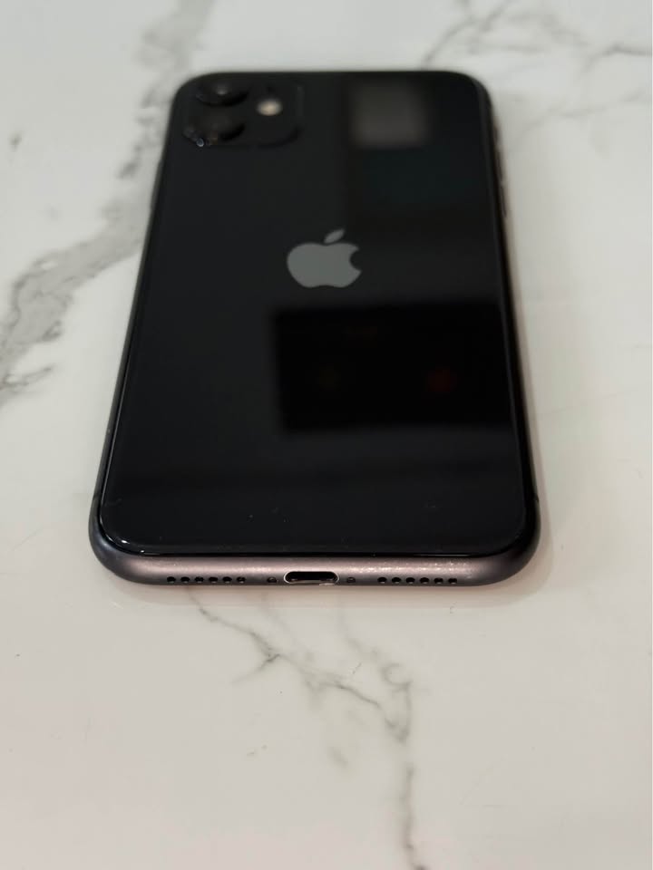 iPhone 11 Black 64GB