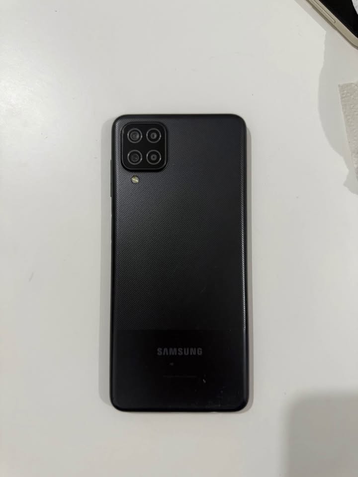 Samsung a12 impecable