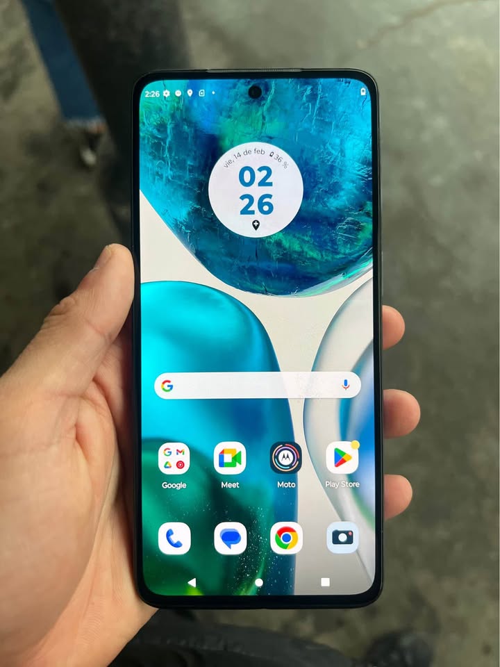 Vendo moto g52 en caja libre sin detalles nuevo !