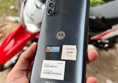 Vendo moto g52 en caja libre sin detalles