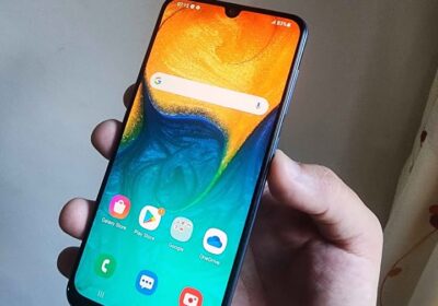 Vendo Samsung A30 libre 32gb 3ram huella , IMPECABLE