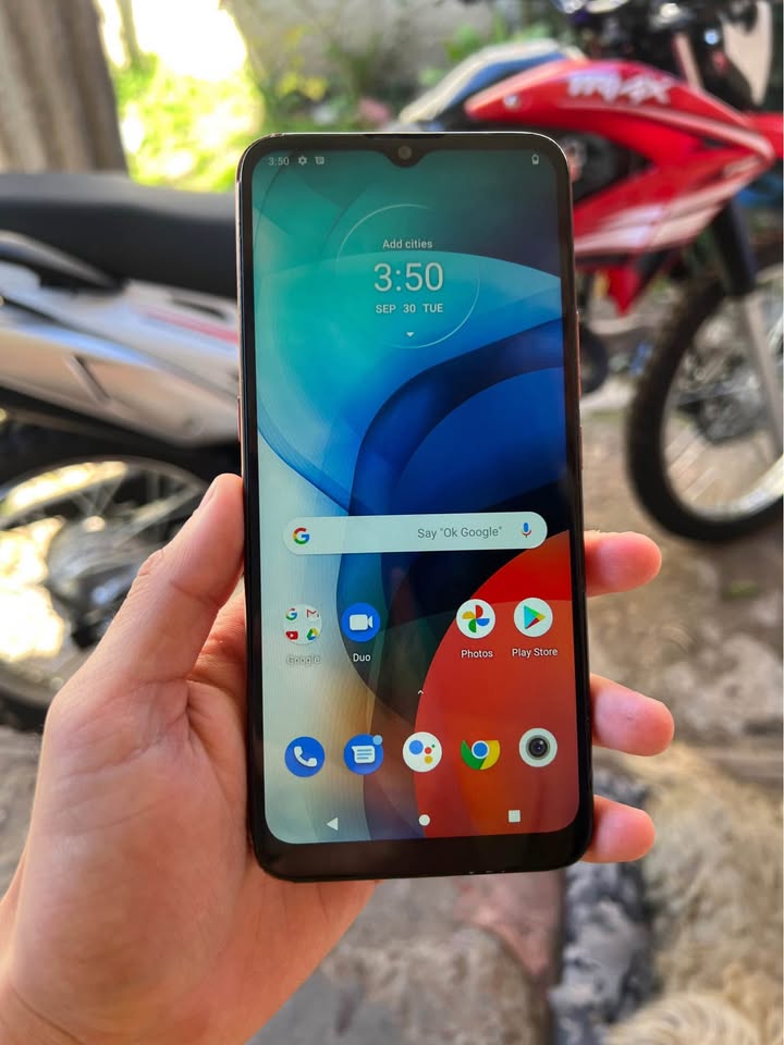 Vendo moto e7 libre sin detalles