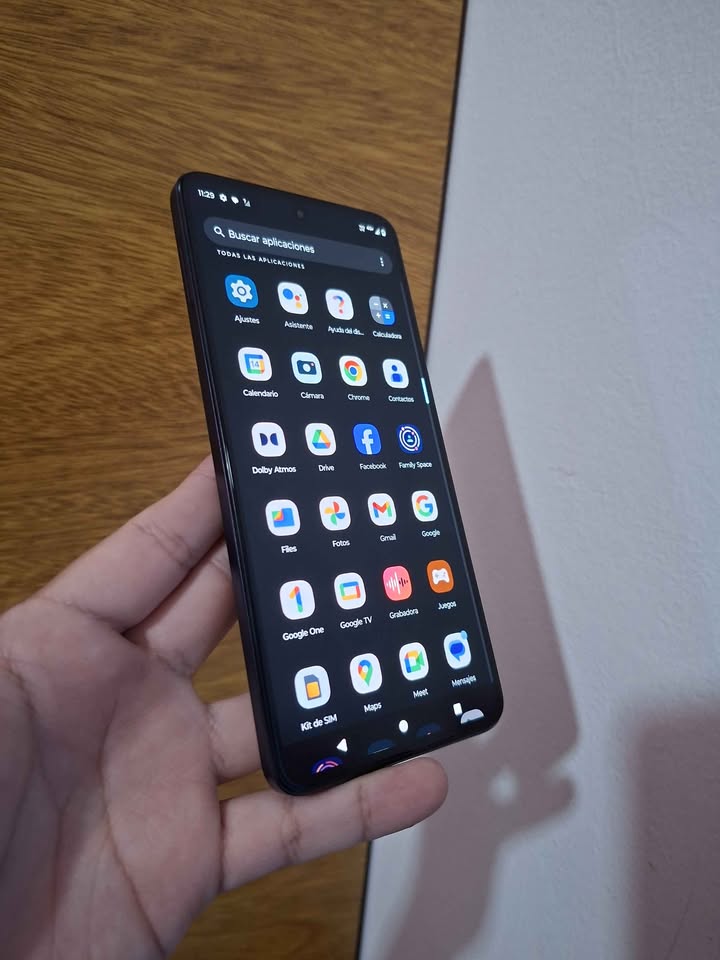 Motorola g84 5g libre de fabrica para cualquier empresa 256gb y 12gb ram