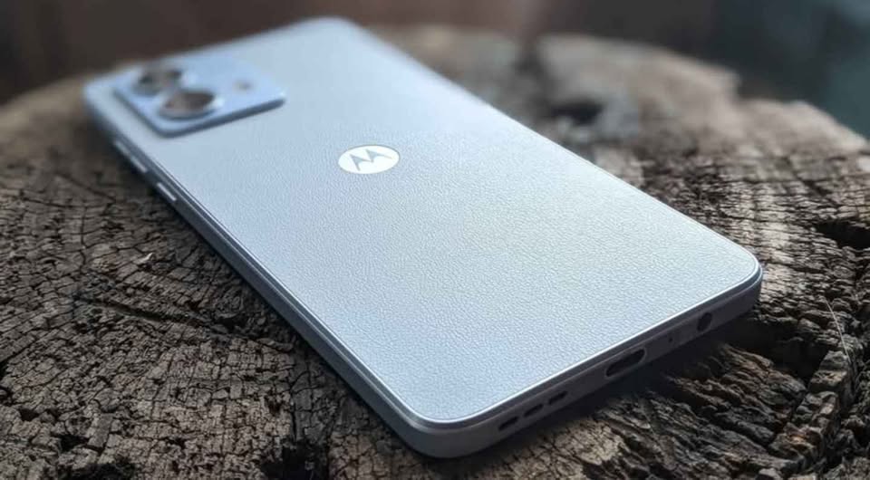 Moto G84 libre 5G “E-sim” 16/256GB