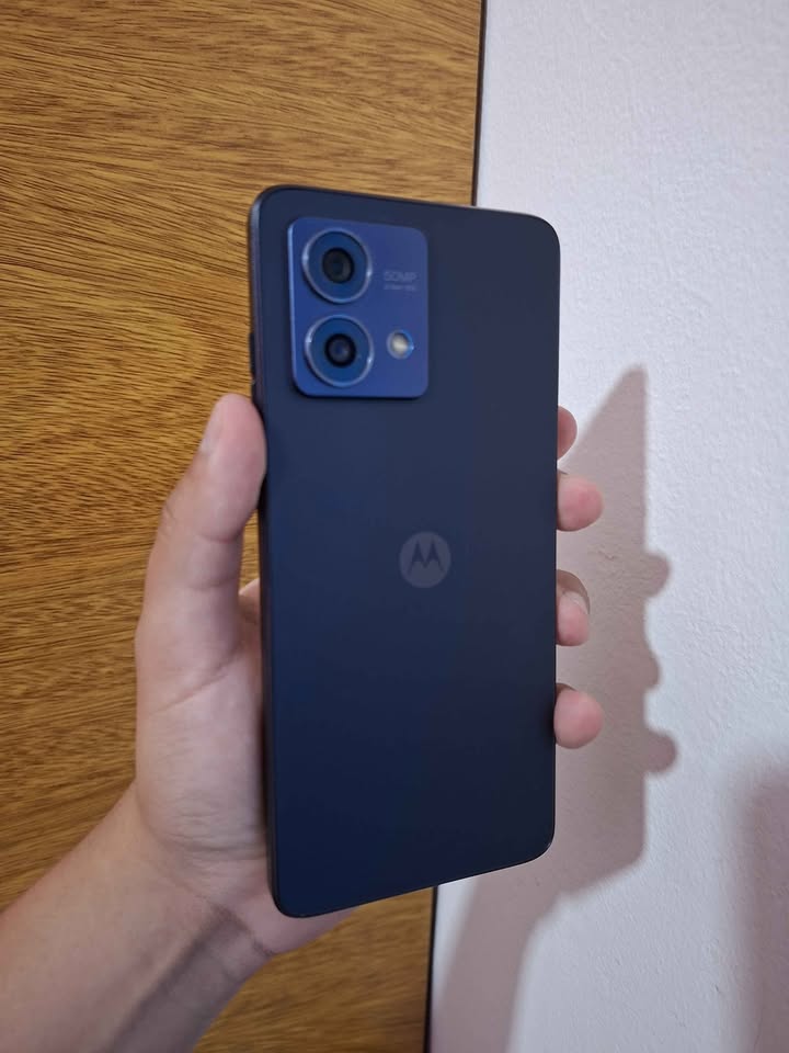 Motorola g84 5g libre de fabrica para cualquier empresa 256gb y 12gb ram