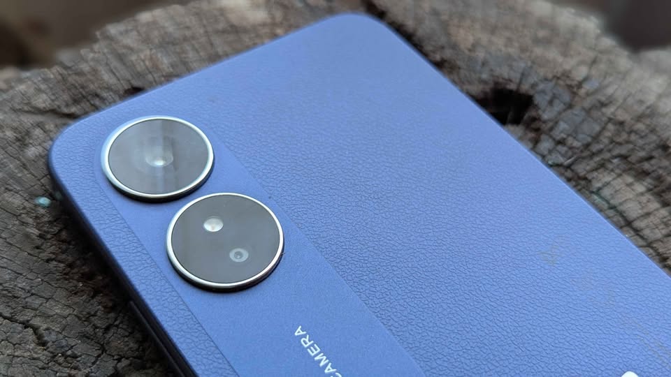 Líquido Oppo A17 libre dual SIM “Impecable”