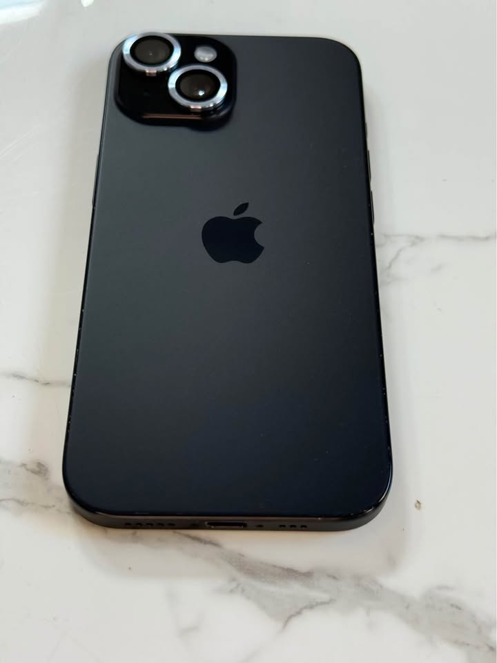 iPhone 15 Black 128GB