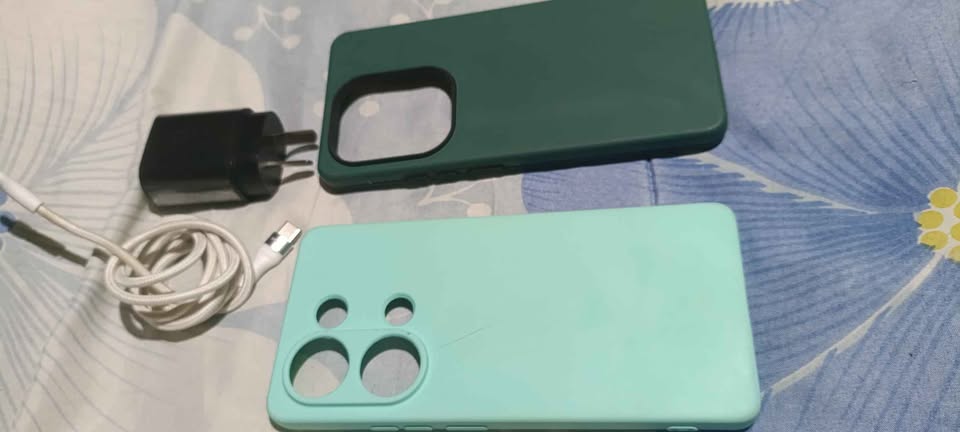 CAMBIO POCO M6 PRO DE 8+8 Y 256 X CELULAR IGUAL GAMA NO VENDO LEER DESCRIPCIÓN