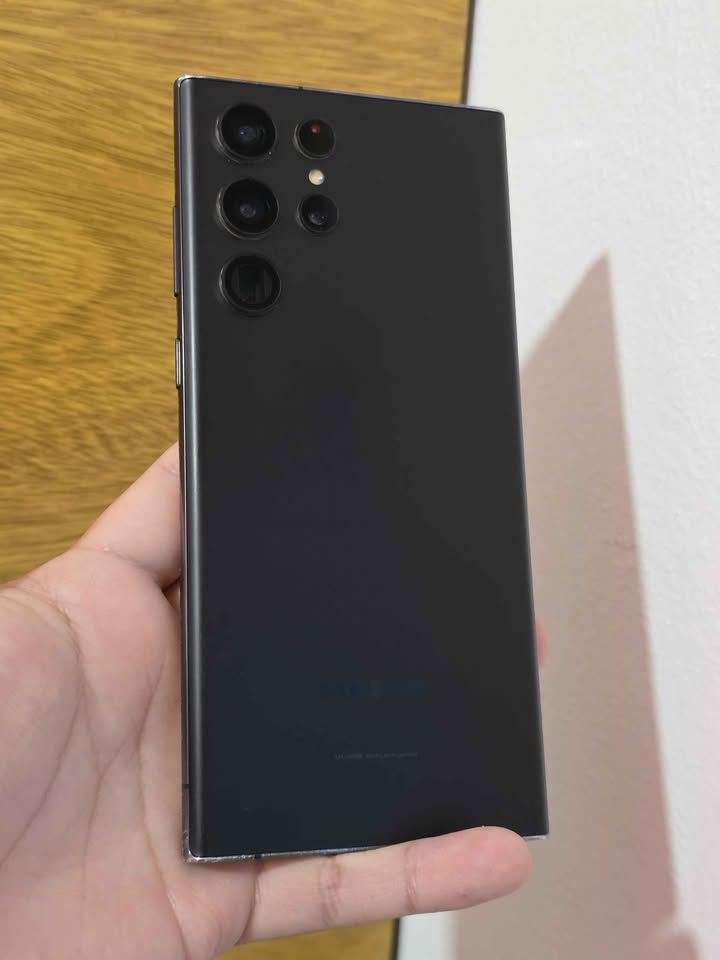 Samsung S22 Ultra Libre de fabrica para cualquier empresa 256gb De Almacenamiento y 12gb De Ram