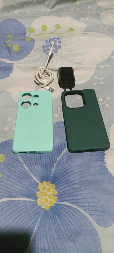 CAMBIO POCO M6 PRO DE 8+8 Y 256 X CELULAR IGUAL GAMA NO VENDO LEER DESCRIPCIÓN