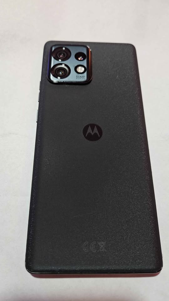 MOTOROLA MOTO EDGE 40 PRO