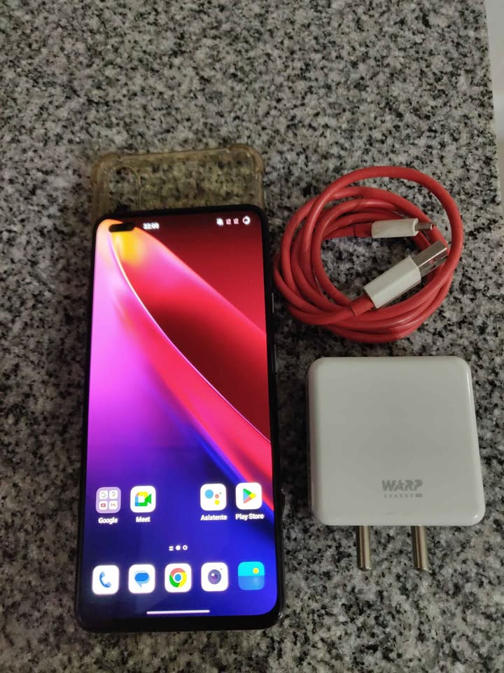 OnePlus nord 5g vendo o permuto 256gb y 12gb ram una bestia