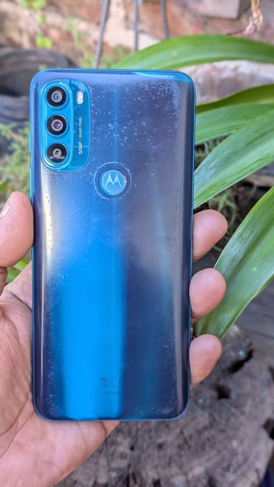 Moto G71 Libre 5G “liquido” Con Cargador”