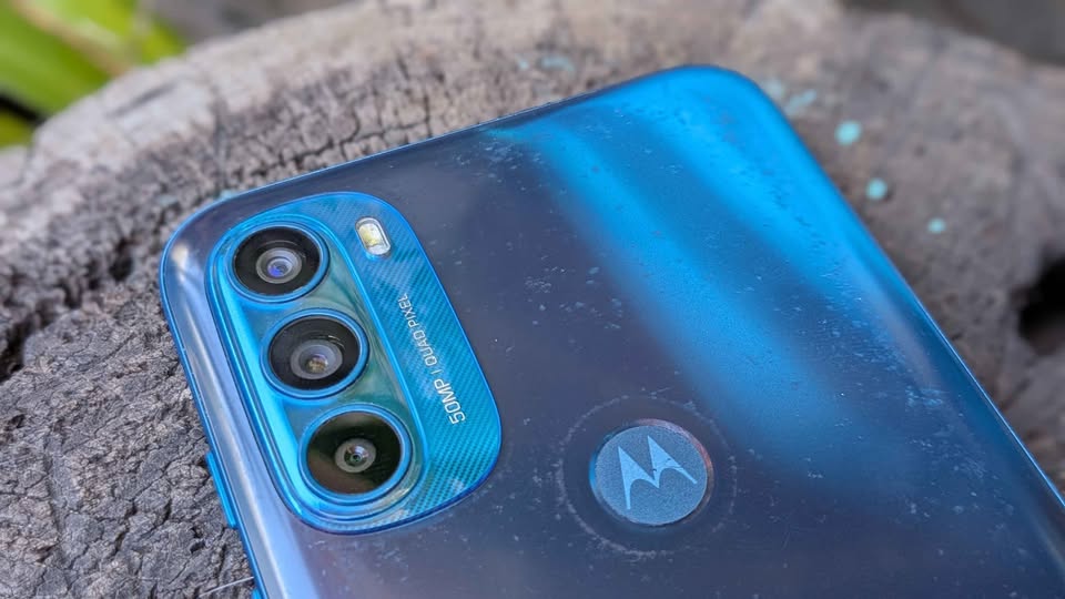 Moto G71 Libre 5G “liquido” Con Cargador”