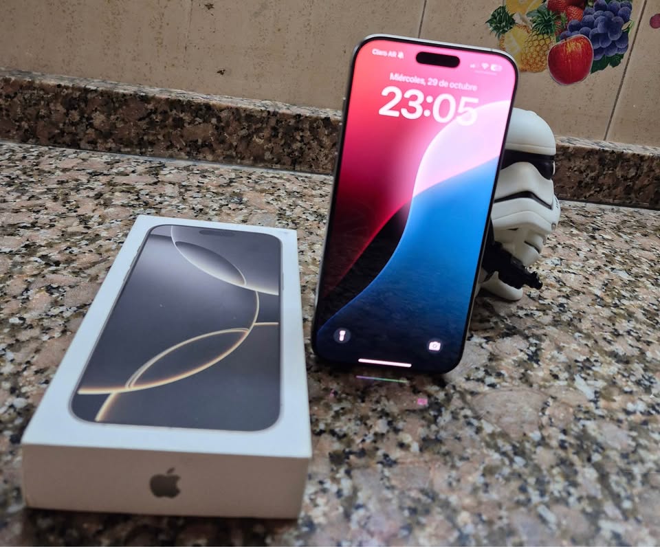 iPhone 16 Pro Max 256GB – Natural Titanium