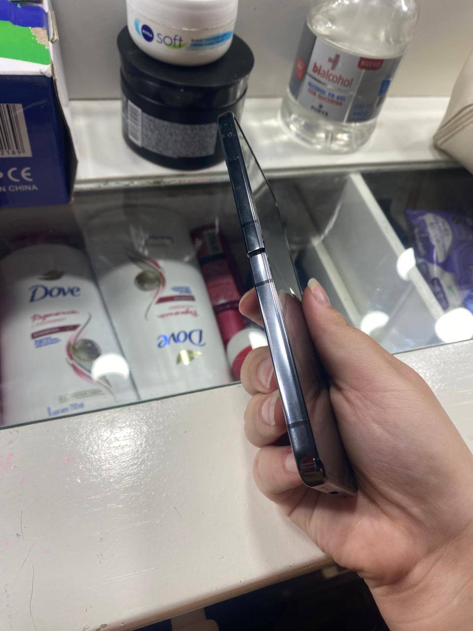 BUSCO IPHONE SOLO PERMUTO