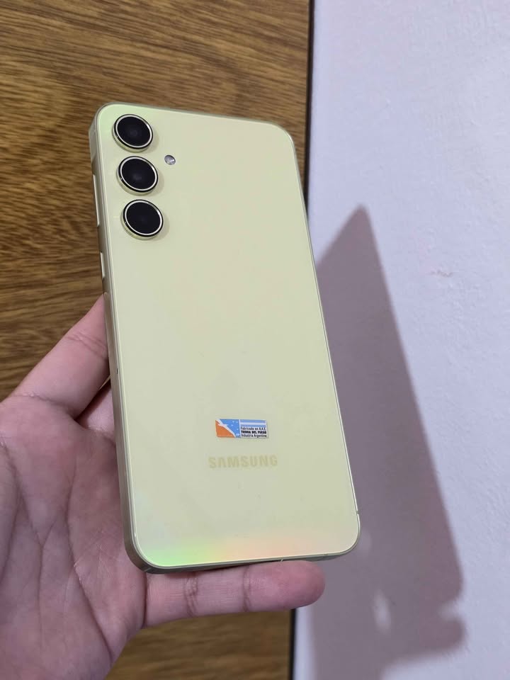 Samsung A55 5g Libre de fabrica para cualquier empresa 256gb De Almacenamiento y 8gb De Ram