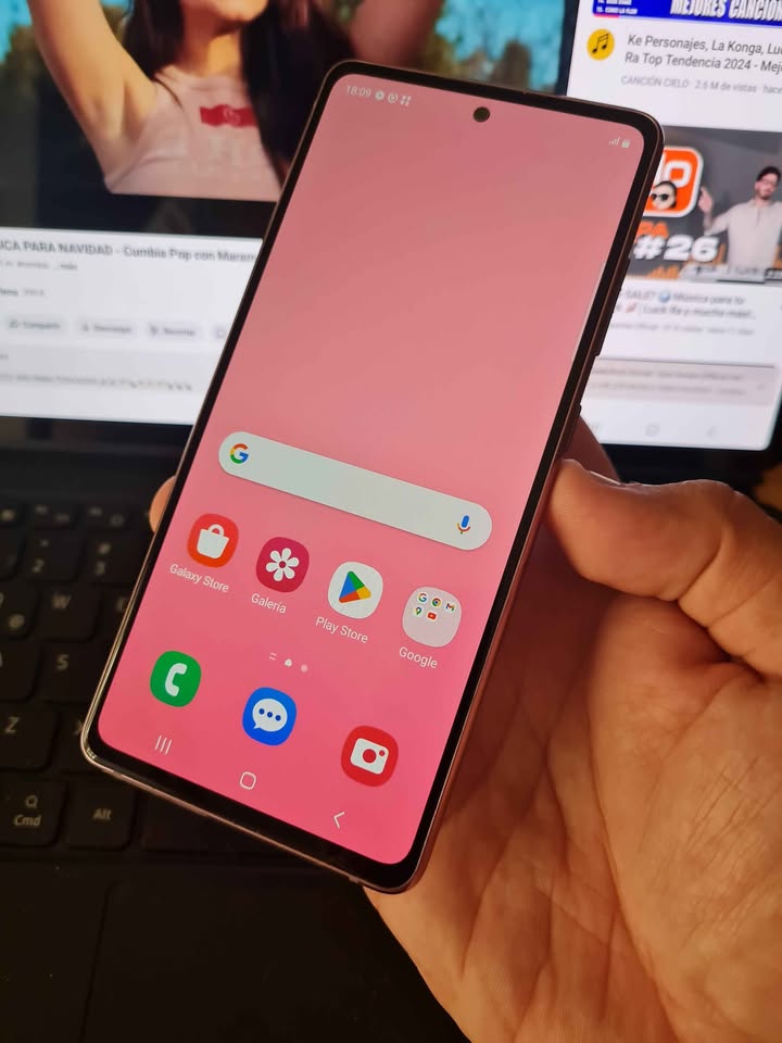 Vendo Samsung S20fe rosa 5g libre 128gb 6RAM , IMPECABLE , NO PERMUTO