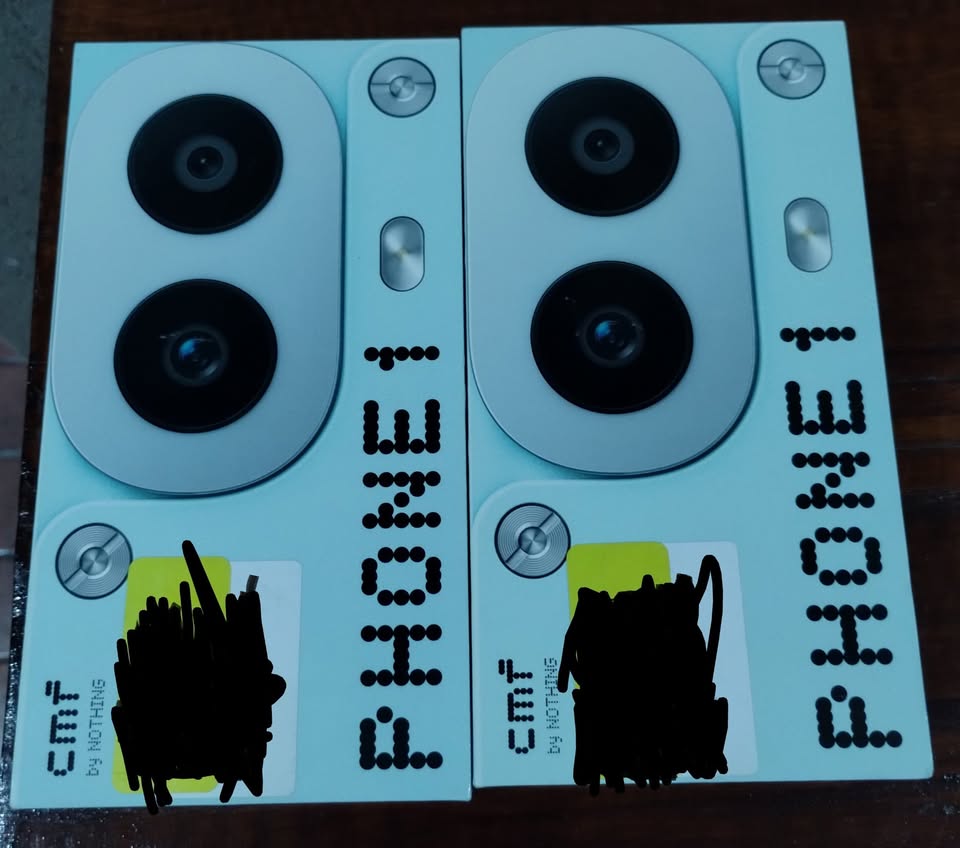 2 CMF PHONE 1 5G 8/128 Nuevos y Sellados. Precio por ambos