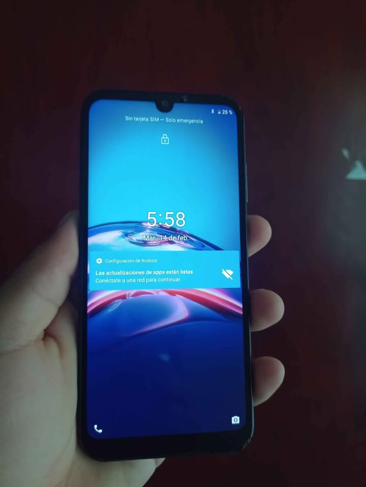 MOTOROLA E6i LIBRE ASTILLADO