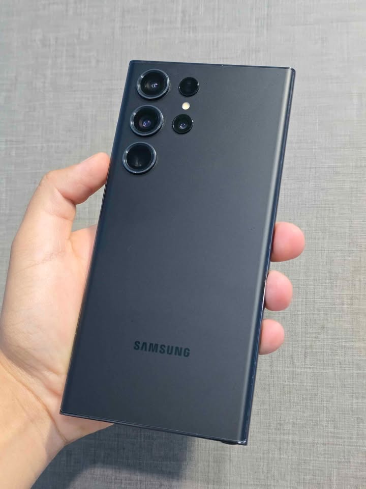 Samsung S23 Ultra Libre solo esim para cualquier empresa 256gb de almacenamiento y 12gb de ram