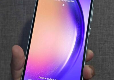 Samsung A54 5g Libre para cualquier empresa 128gb de almacenamiento y 8gb de ram