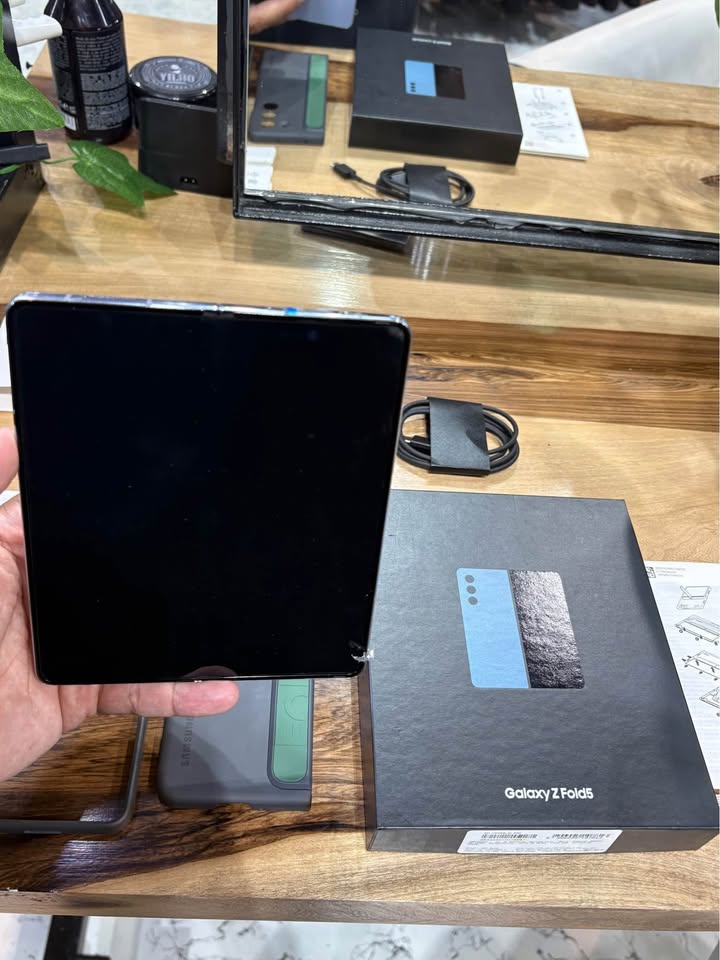 Samsung Galaxy Z Fold 5 – 256 GB | Nuevo en caja