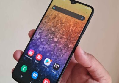 Vendo Samsung A20 libre 32gb 3ram huella , NO PERMUTO