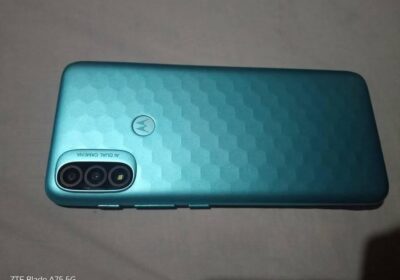 Moto e20 libre impeccable