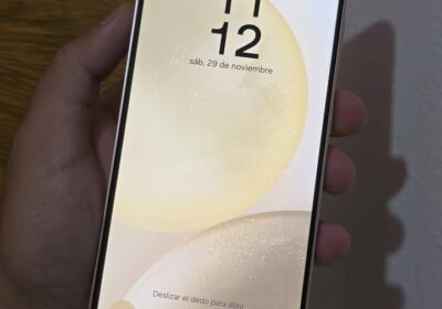 Samsung S24 Libre de fabrica para cualquier empresa 128gb de almacenamiento 8gb de ram