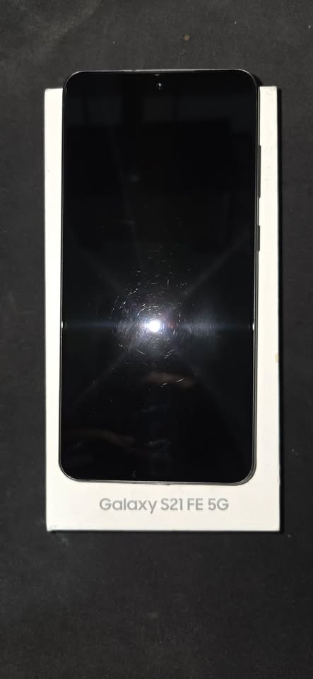 Samsung Galaxy S21 Fe Gris Oscuro 5g 128gb Muy buen Estado