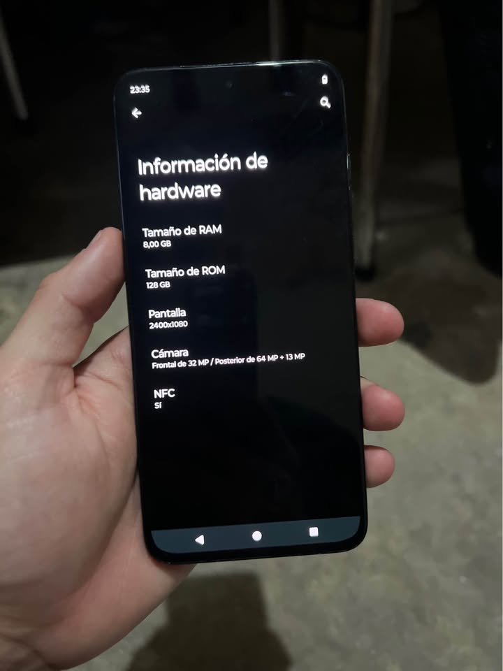 Vendo moto edge 30 neo libre sin detalles!