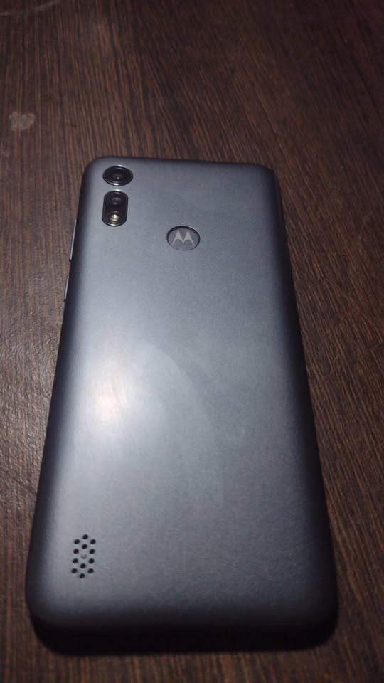 Motorola moto e6s libre impecable