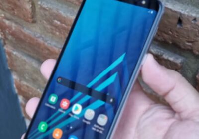 Vendo Samsung A6 plus libre 64gb 4ram huella facial nfc , NO PERMUTO.