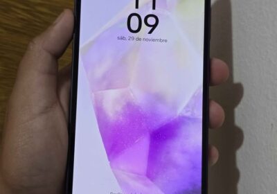 Samsung A35 5G Libre para cualquier empresa 256gb De Almacenamiento y 8gb De Ram