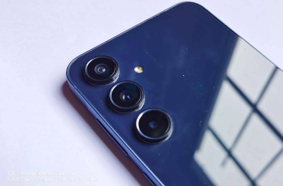 Samsung A55″ Libre de esim y chip