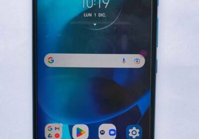 Moto G71 libre 5G en buen estado.