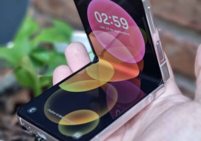 Vendo Samsung Z flip 5 libre 5g 256gb 8ram minimo detalle estetico , NO PERMUTO