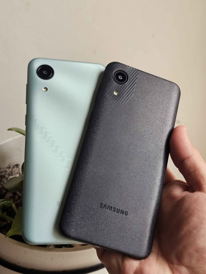 Vendo Samsung A03 core 32gb libre , NO PERMUTO