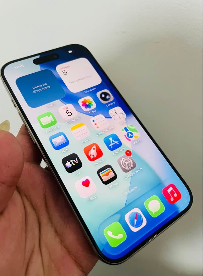 iPhone 15 pro 128 GB 🔋85% Libre ✅