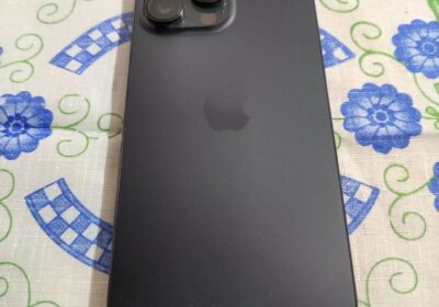 Vendo o permuto iPhone 16 pro Max 256 en caja igual a nuevo.
