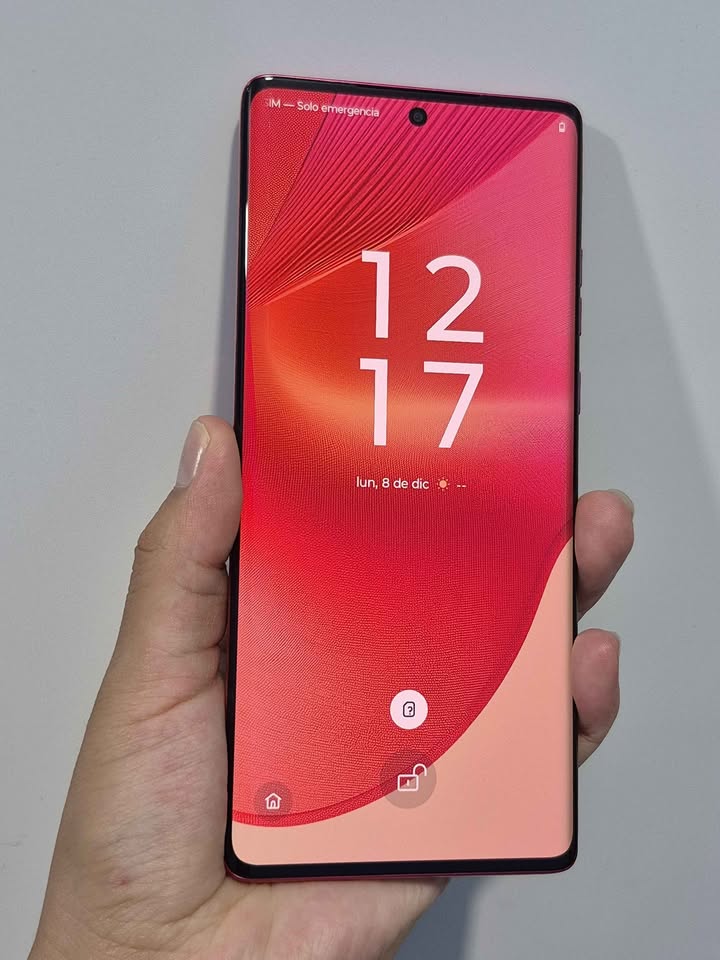 Motorola Edge 50 Fusion Libre Solo Esim Para Cualquier Empresa 256gb de almacenamiento 8gb+8gb ram