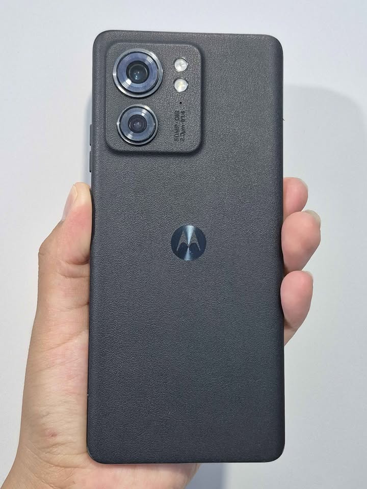 Motorola Edge 40 Libre de fábrica para cualquier empresa 256gb de almacenamiento 8gb de ram