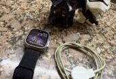 Applewatch Ultra 1. Con su respectivo cargador. 2 mayas. Inmaculado. 93 de batería. Con hidrogel.