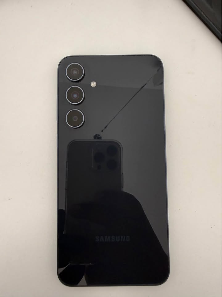 SAMSUNG A55 5g 256gb memoria interna 8 de RAM $400.000 mil pesos Transferencia – efectivo